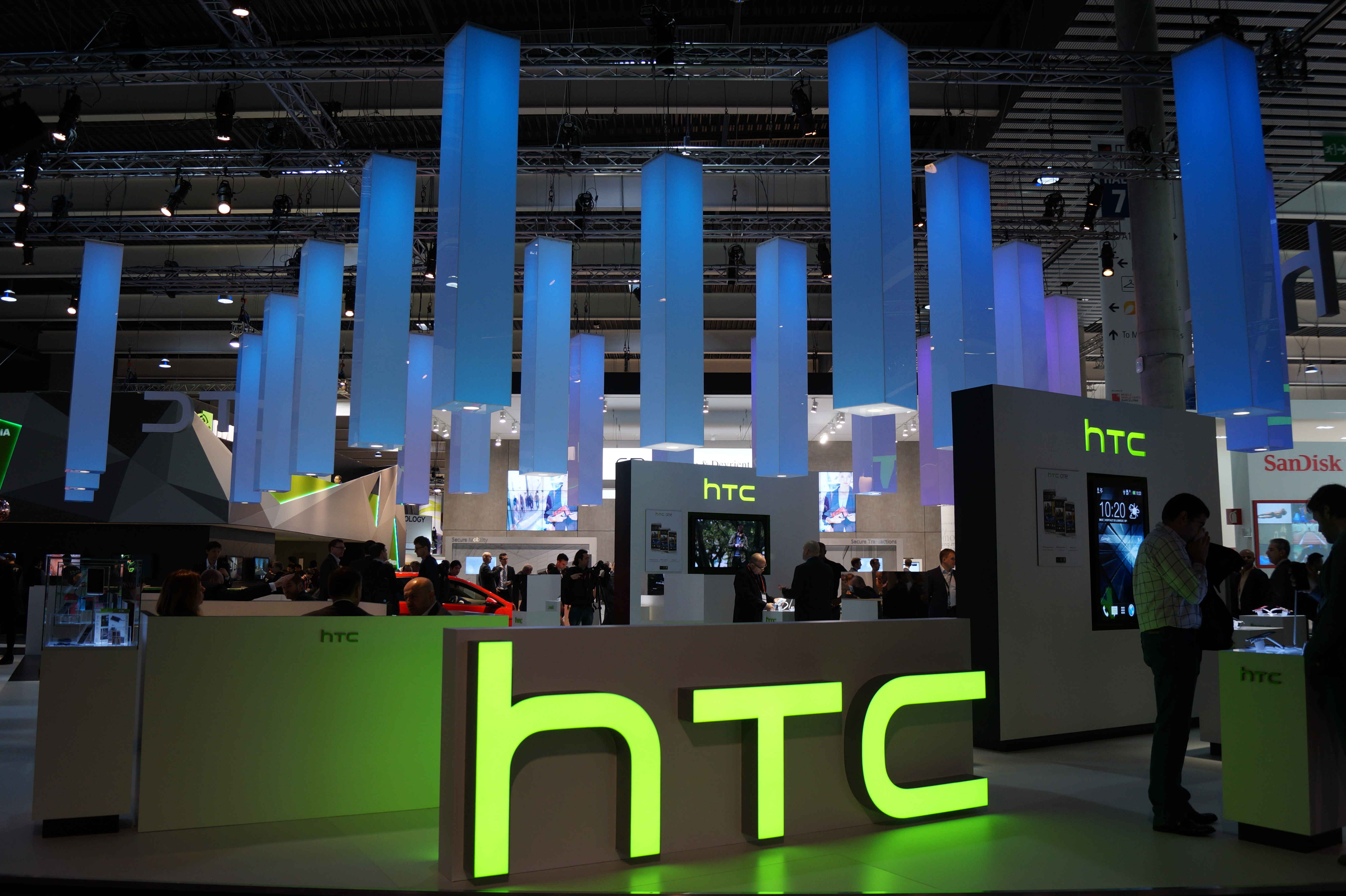 HTC_MWC14_01.jpg