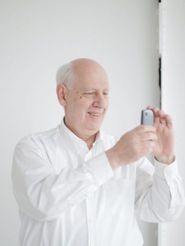 Los mejores teléfonos inteligentes para personas mayores