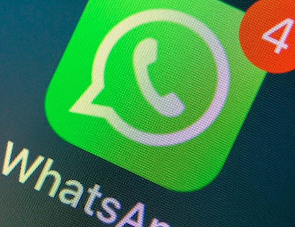 quitar el "en línea" en WhatsApp