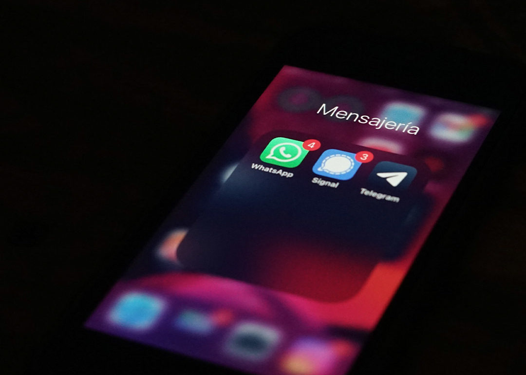 WhatsApp vs Telegram vs Signal