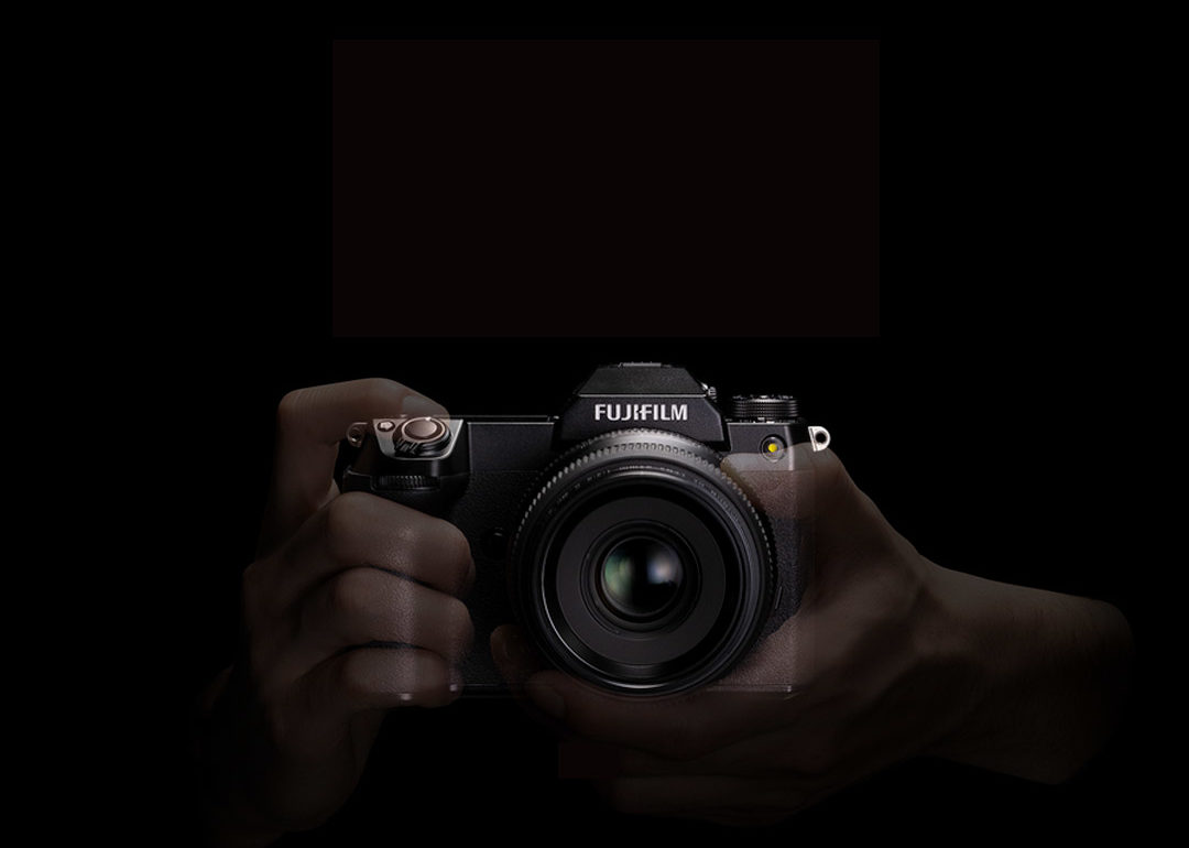 Fujifilm presentó la GFX100S