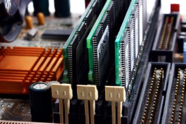 instalar memoria RAM