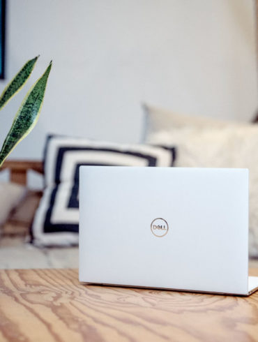 cargar inalámbricamente tu teléfono con tu laptop